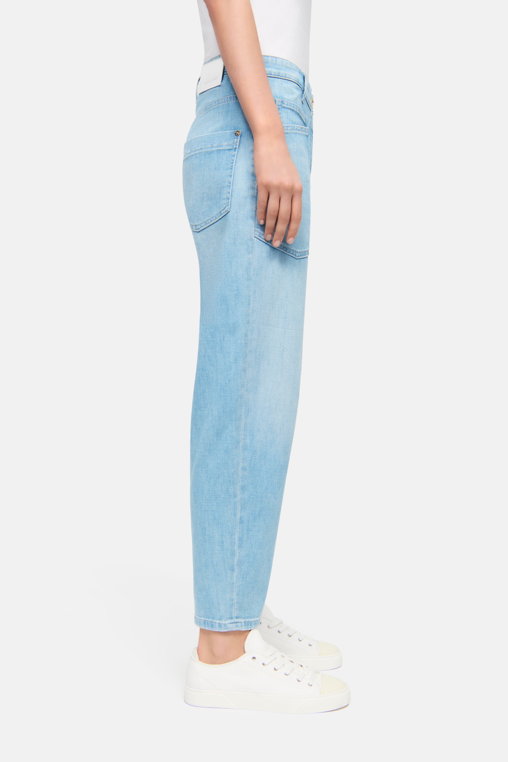 cambio-ocean-barrel-jeans-cropped-sunny-bleached image 3