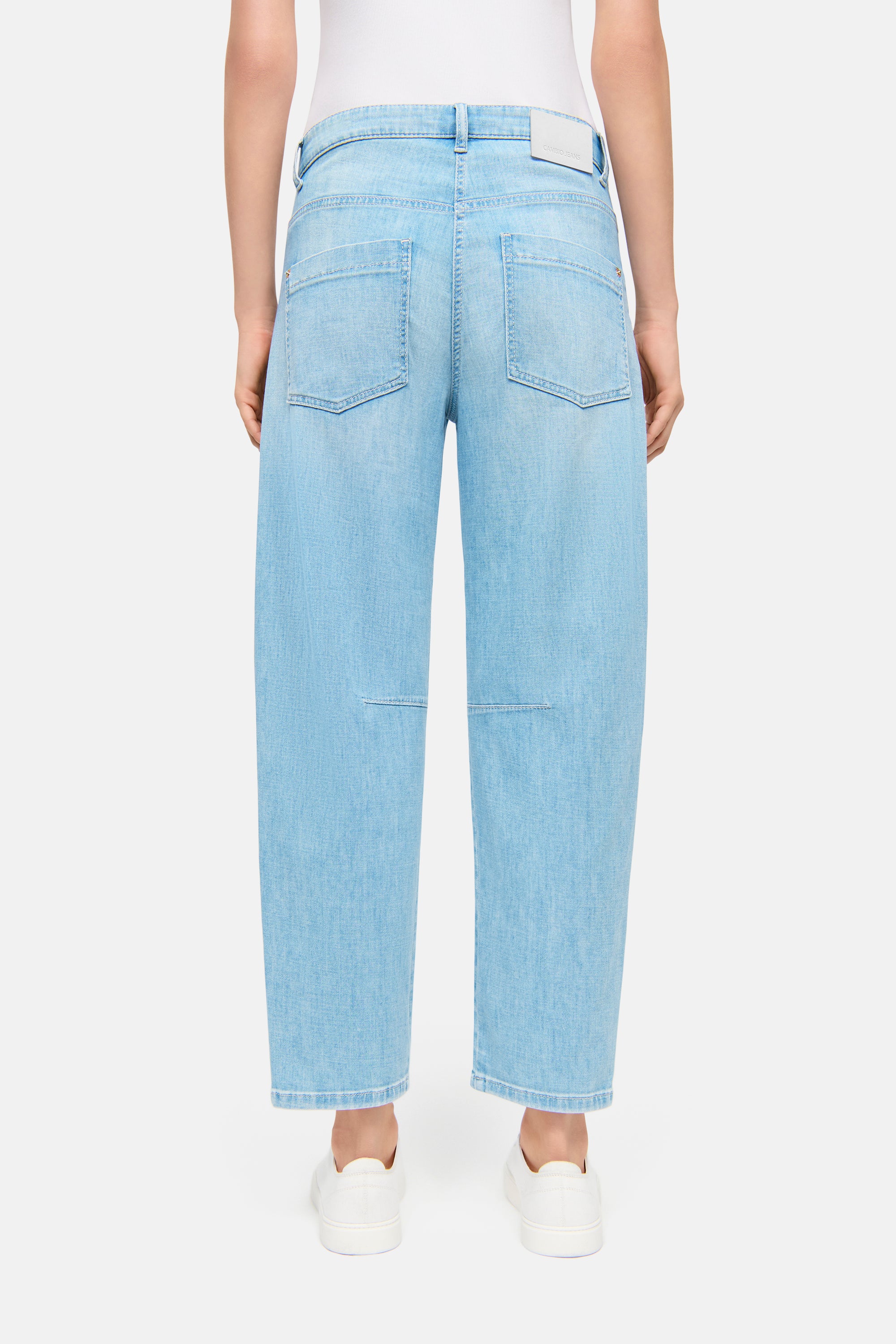 cambio-ocean-barrel-jeans-cropped-sunny-bleached image 4