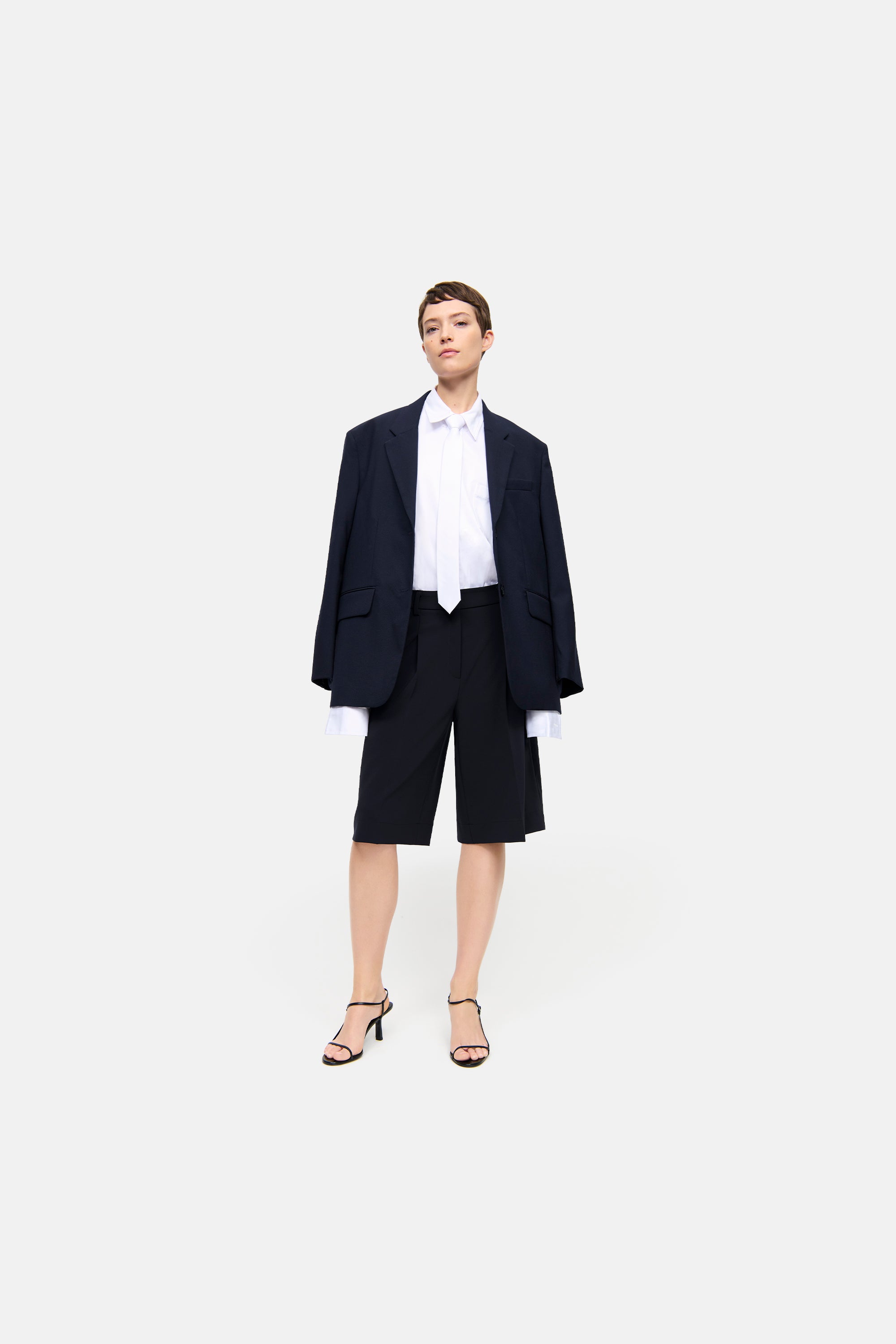 cambio-anna-bermuda-kurze-stoffhose-royal-navy image 1