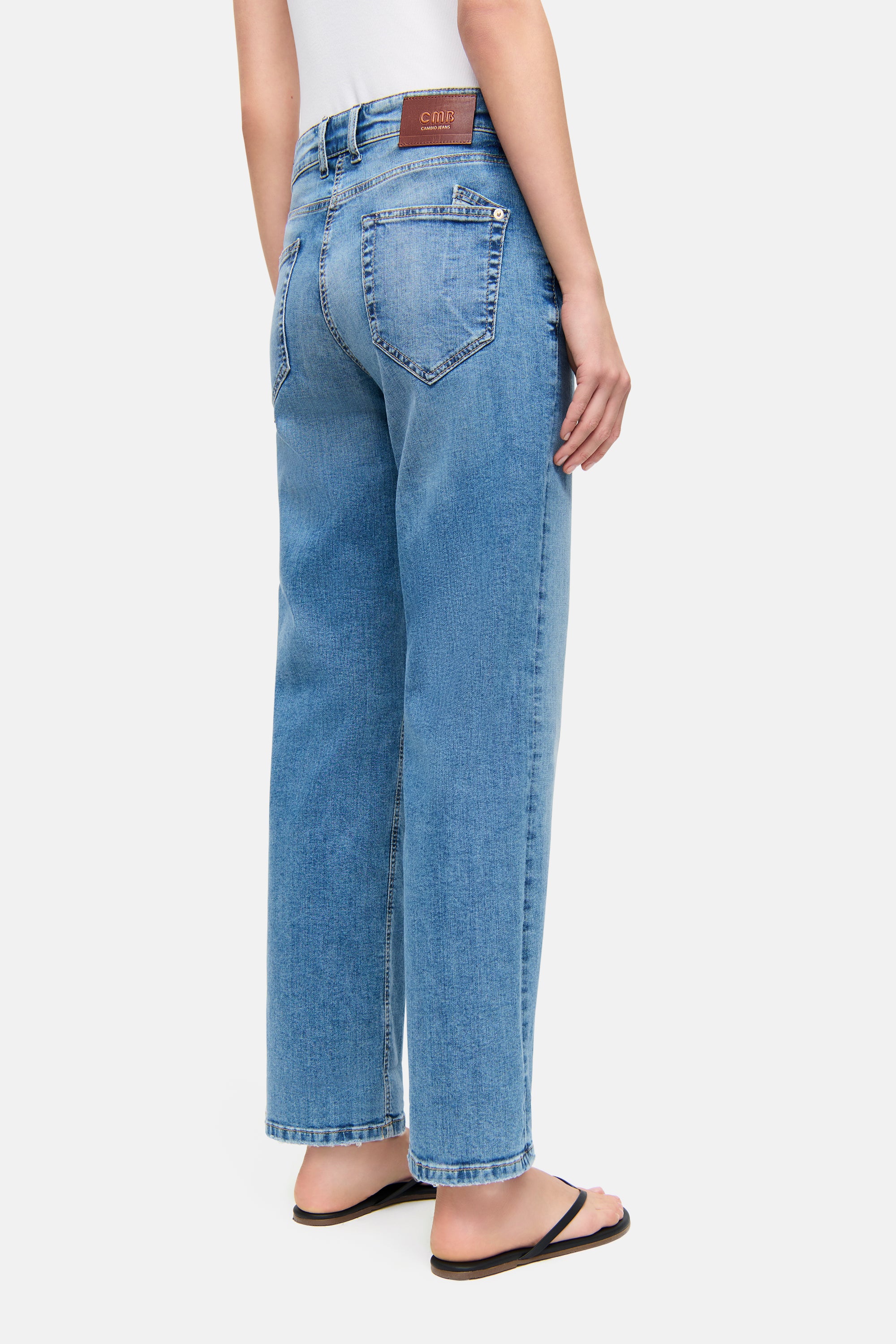 cambio-gaia-relaxed-straight-fit-jeans-in-verk-rzter-l-nge-umschlagdetail-sun-vi image 5