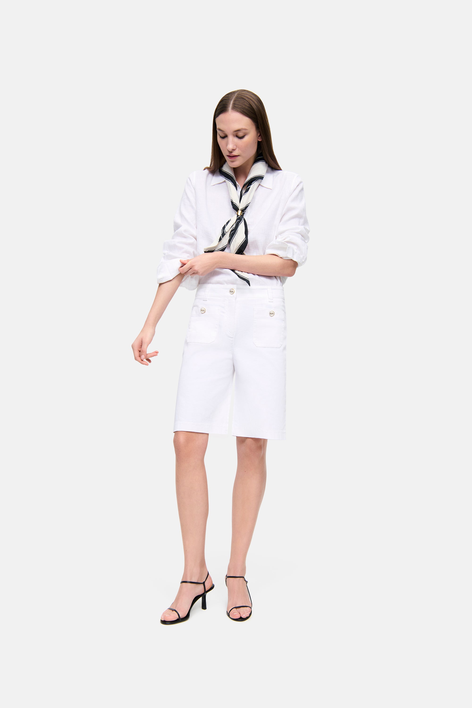 cambio-blake-bermuda-hose-in-wei-mit-knopfdetail-pure-white image 5