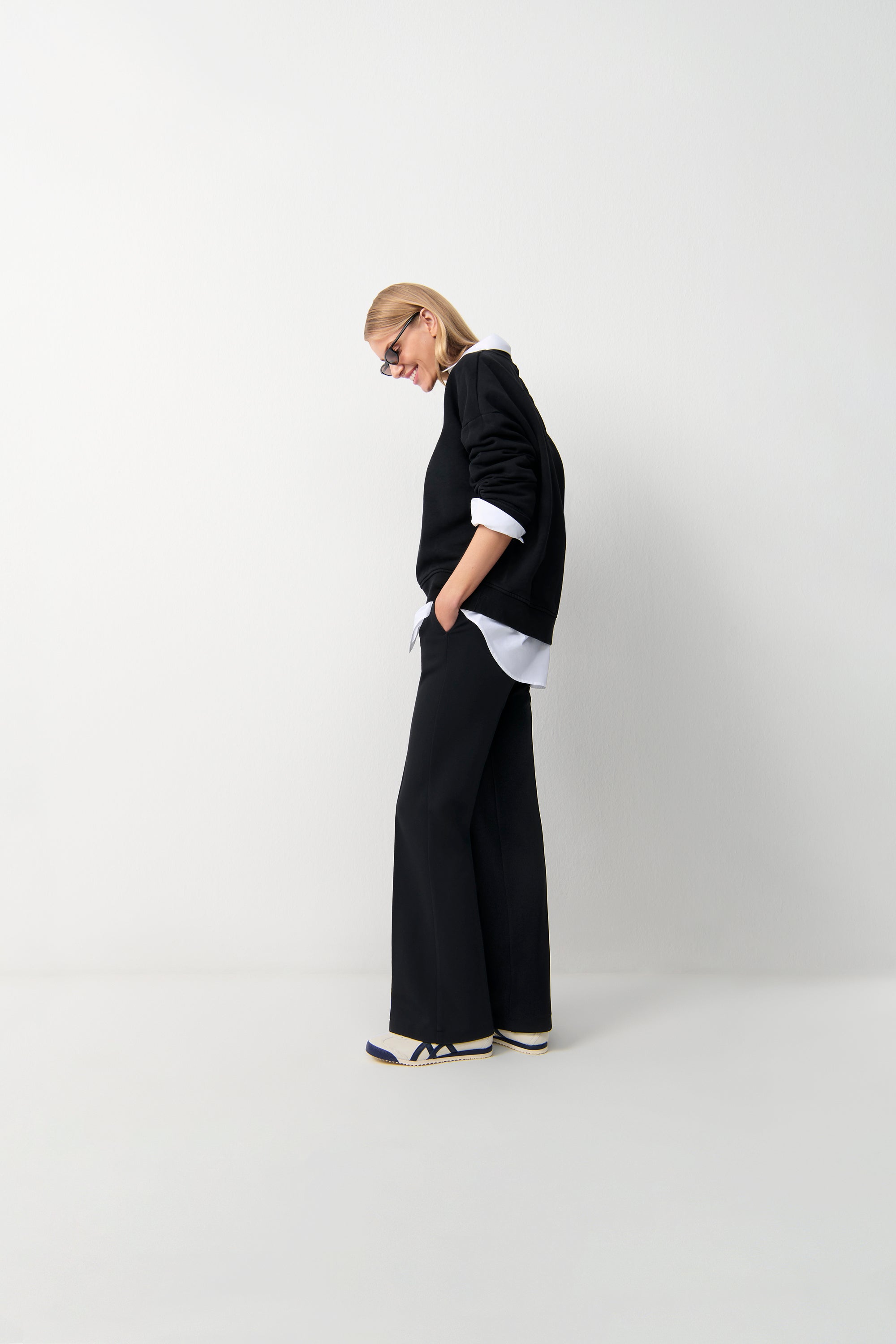 cambio-francoise-flared-fit-hose-schwarz image 2