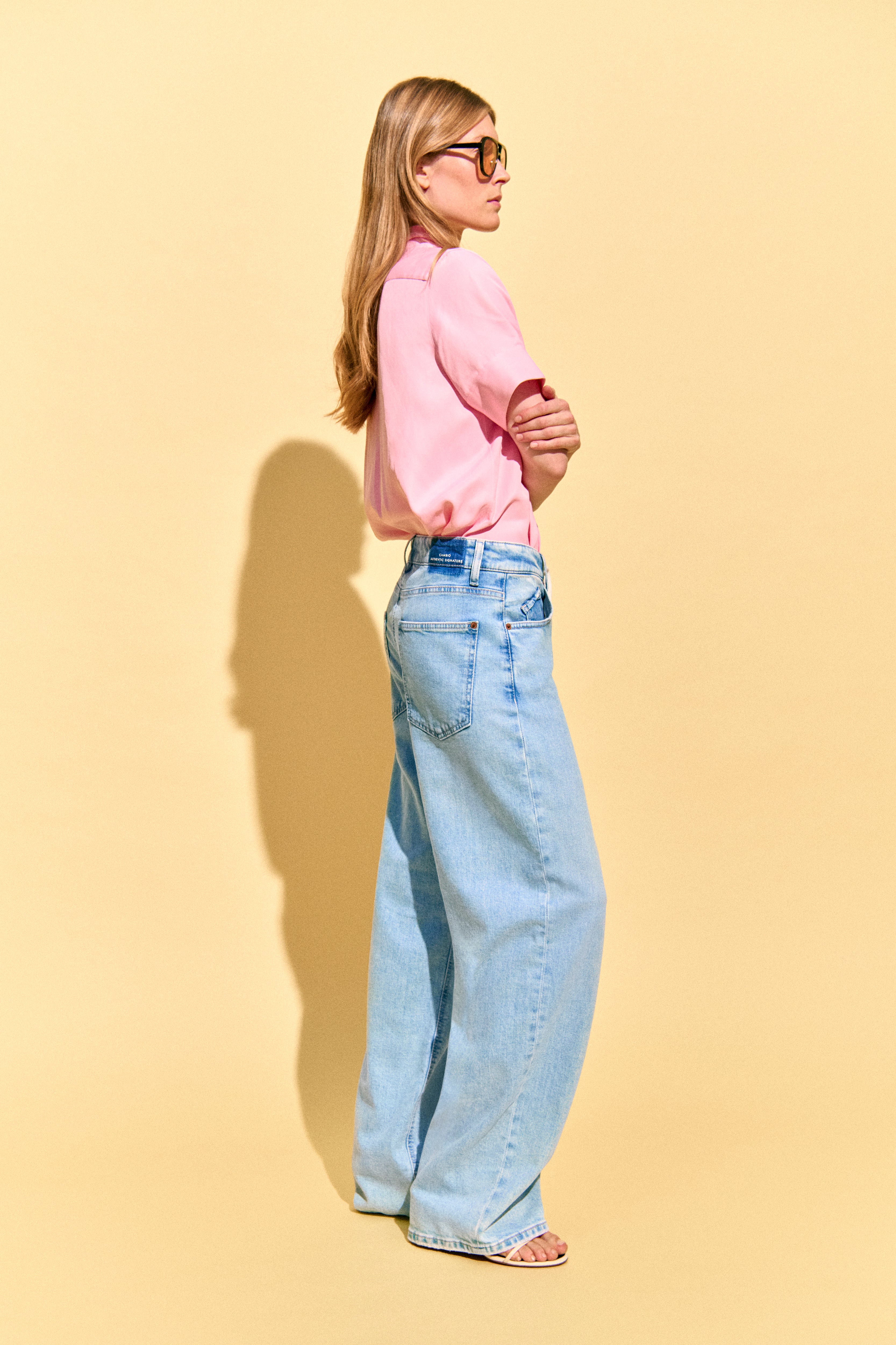 cambio-baggy-wide-leg-jeans-in-full-length-sun-bleach-blue-denim image 5