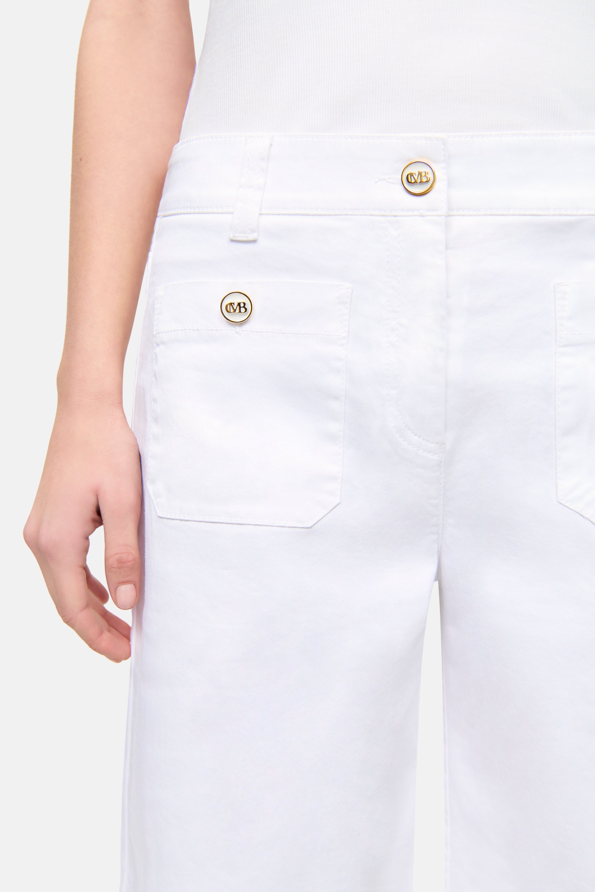 cambio-blake-bermuda-hose-in-wei-mit-knopfdetail-pure-white image 4